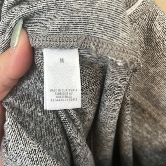 Aerie Grey High Waisted Yoga Pants/ Leggings Size M - Picture 5 of 10